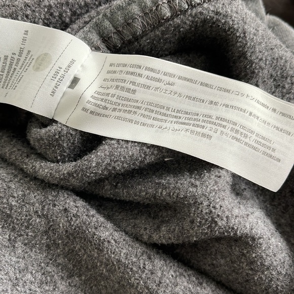 Abercrombie & Fitch Camouflage Sweatshirt - Picture 7 of 8